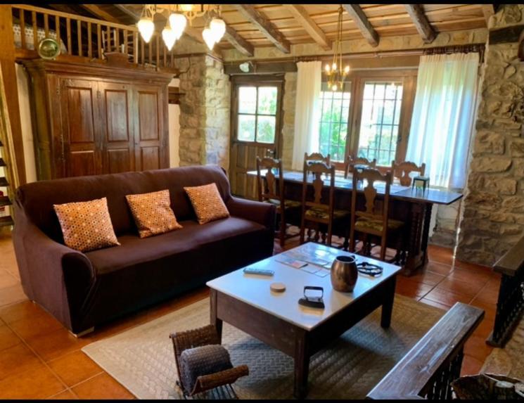 La Casita De Cuestallano Renedo De Cabuerniga ภายนอก รูปภาพ