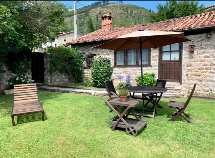 La Casita De Cuestallano Renedo De Cabuerniga ภายนอก รูปภาพ